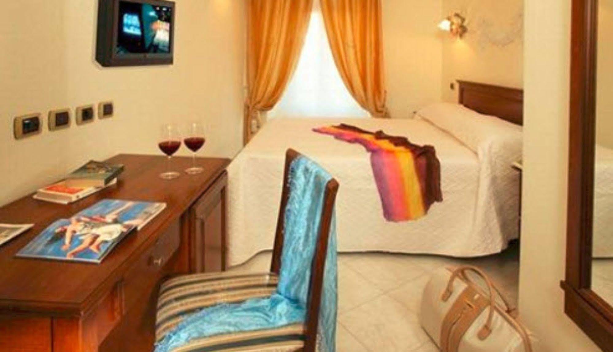 Hotel De Monti Rome Exterior photo